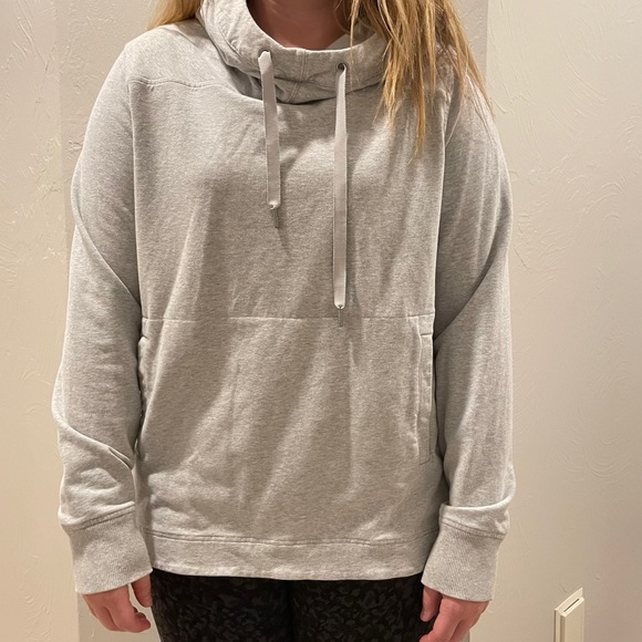 lululemon athletica Jackets & Blazers - Lululemon size 12 hoodie!